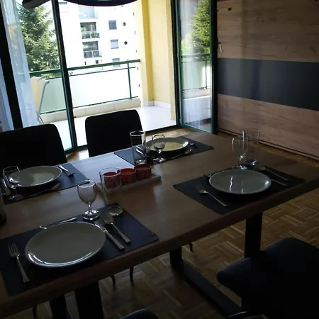 Lägenhet Casa Robinia By Interhome